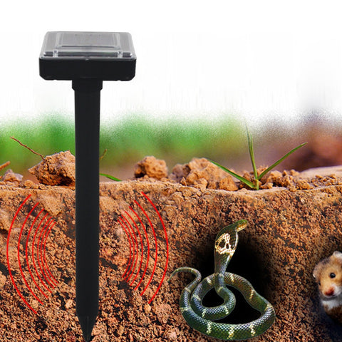 2Pcs Solar Power Ultrasonic Snake Mouse Repellent